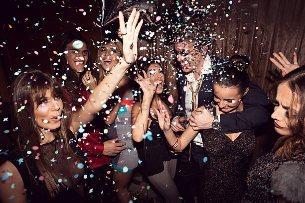 LuxRoyalty - Organize private luxury parties with perfect staff and the most famous stars.